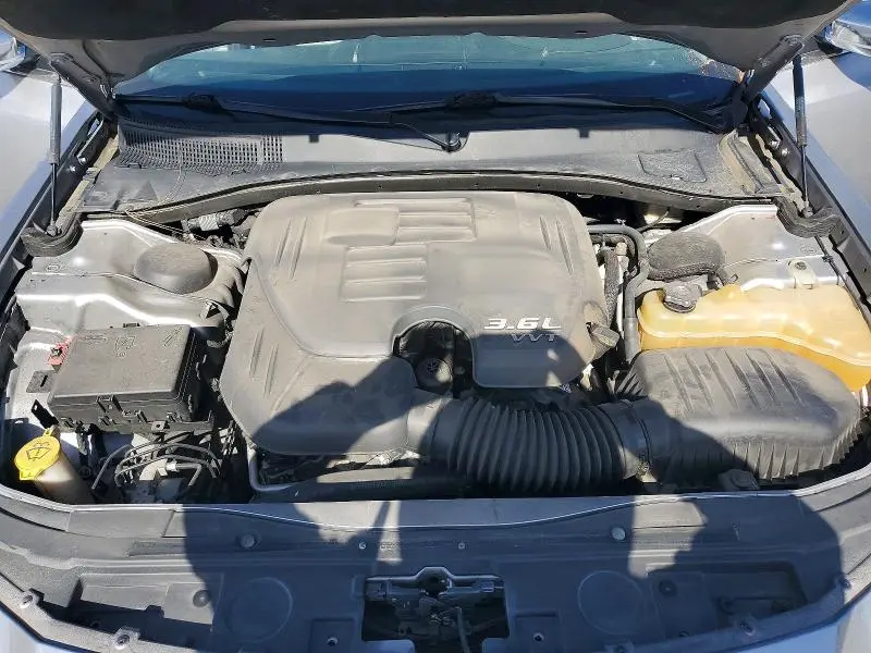 2016 CHRYSLER 300C   
