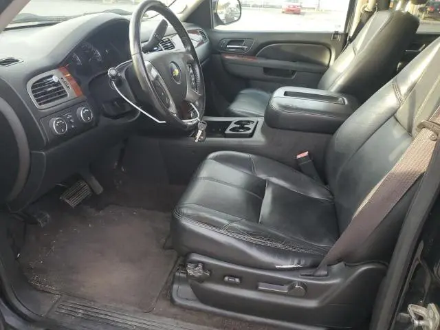 2012 CHEVROLET SUBURBAN K1500 LT  