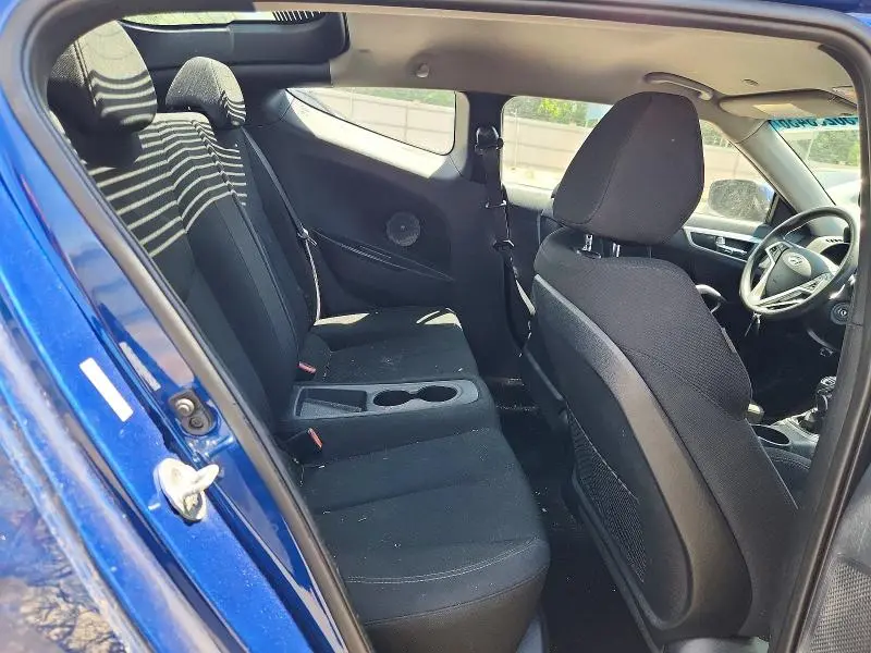 2016 HYUNDAI VELOSTER BASE  