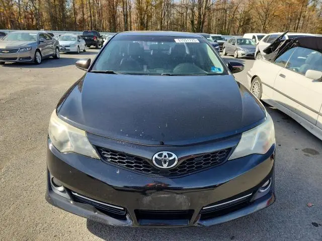 2013 TOYOTA CAMRY SE  