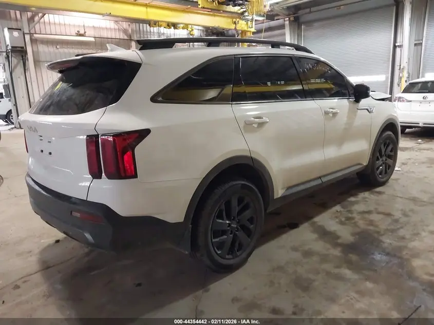 2022 KIA SORENTO X-LINE S