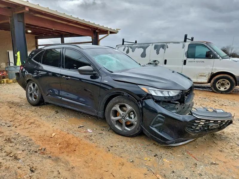 2023 FORD ESCAPE ST LINE  