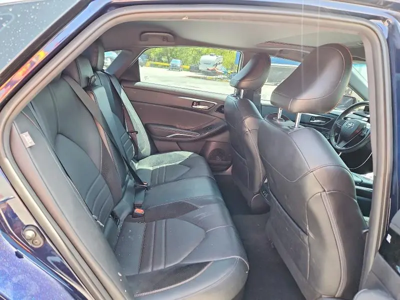 2021 TOYOTA AVALON XSE  