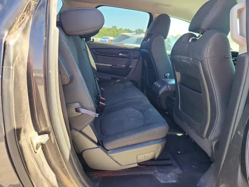 2013 GMC ACADIA SLE  