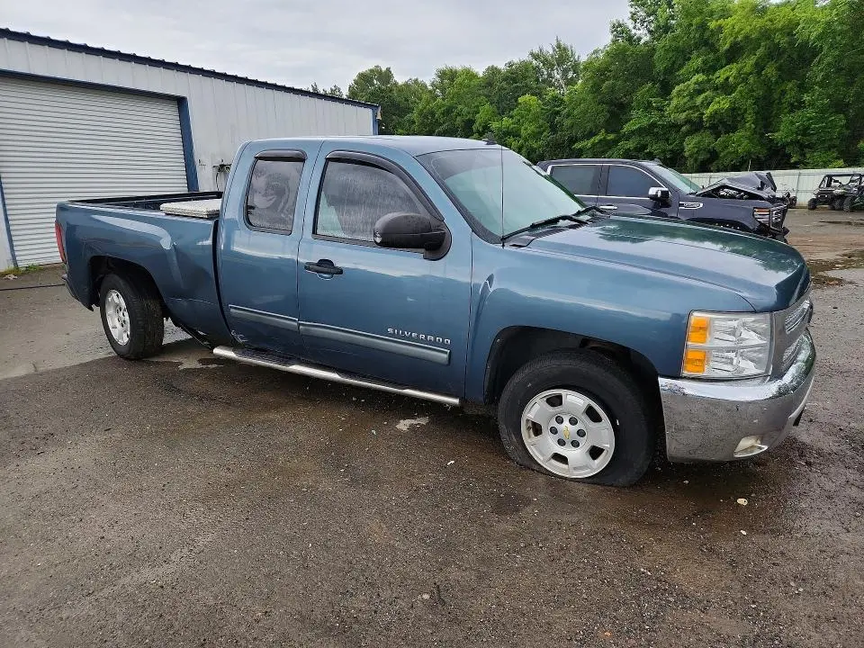 2012 CHEVROLET SILVERADO C1500 LT  