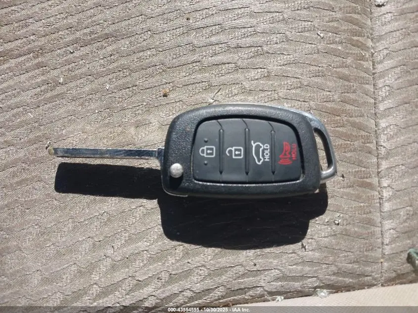 2015 HYUNDAI SANTA FE SPORT 2.4L