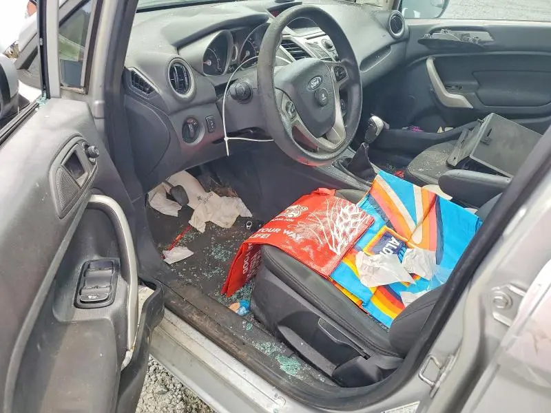 2012 FORD FIESTA SE  