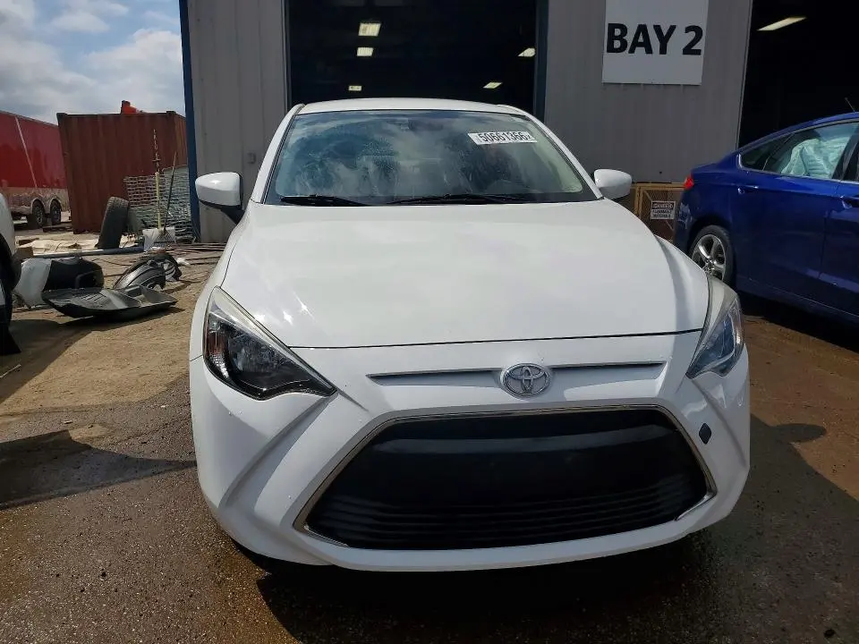 2018 TOYOTA YARIS IA BASE  