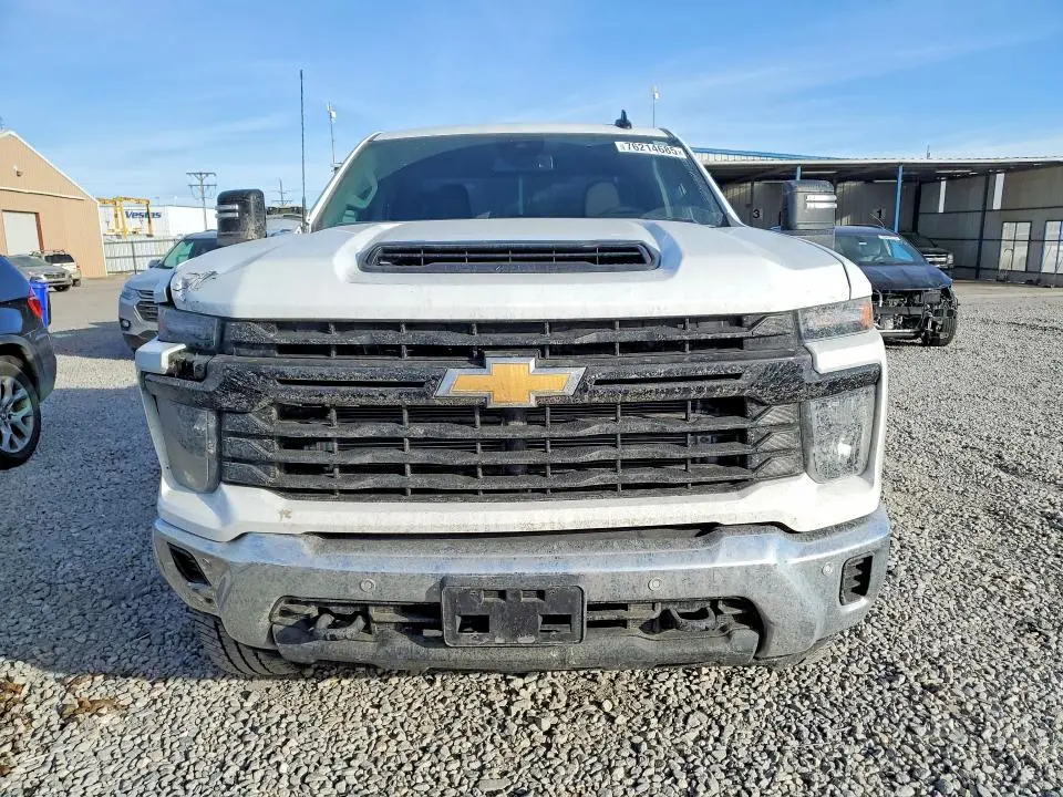 2025 CHEVROLET SILVERADO K3500  