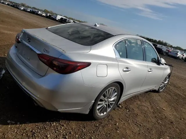 2018 INFINITI Q50 LUXE  