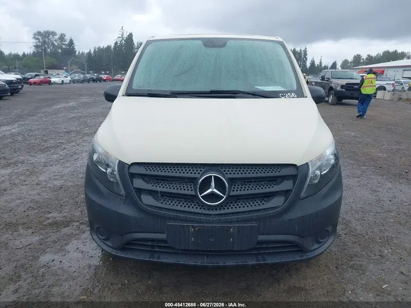 2019 MERCEDES-BENZ METRIS  
