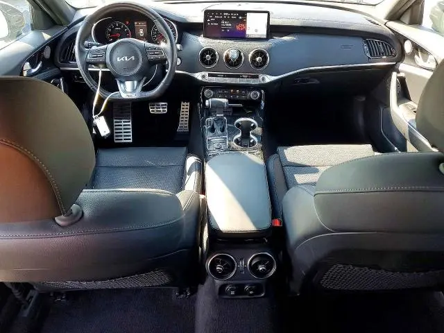 2023 KIA STINGER GT LINE  