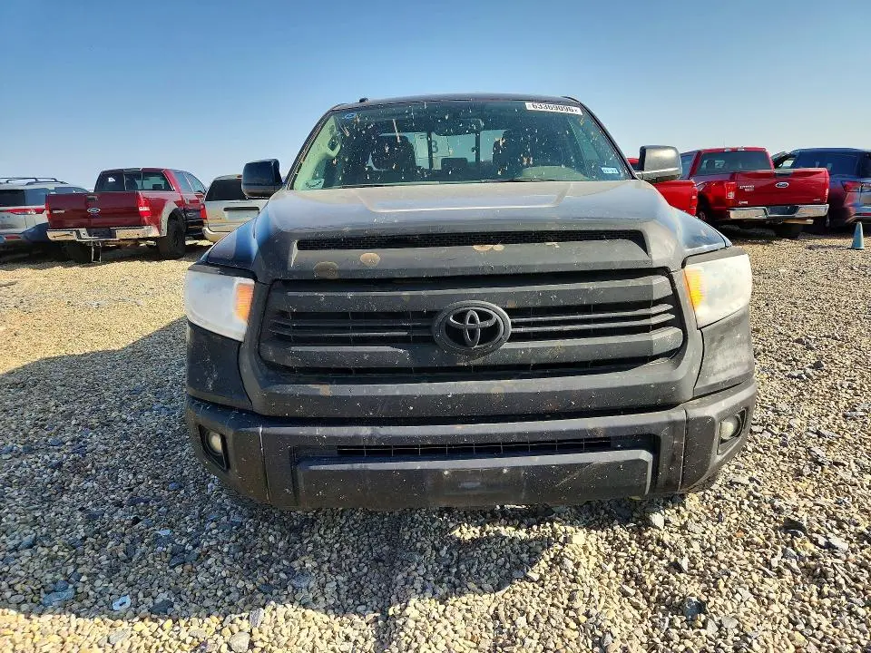 2016 TOYOTA TUNDRA SR5  