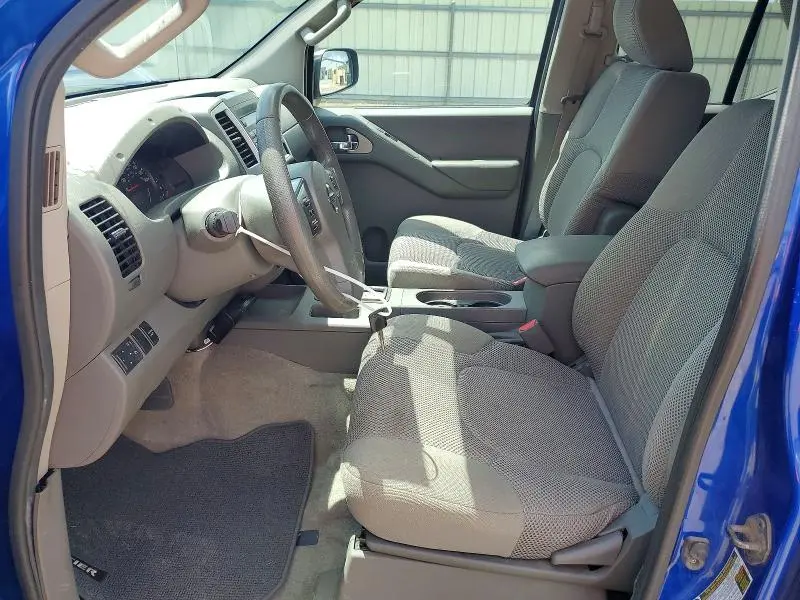 2012 NISSAN FRONTIER S  