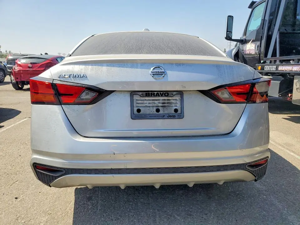 2019 NISSAN ALTIMA S  