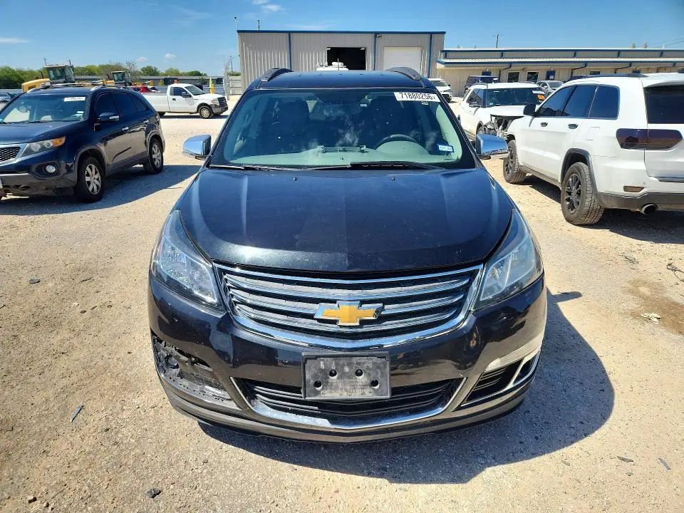 2014 CHEVROLET TRAVERSE LT  