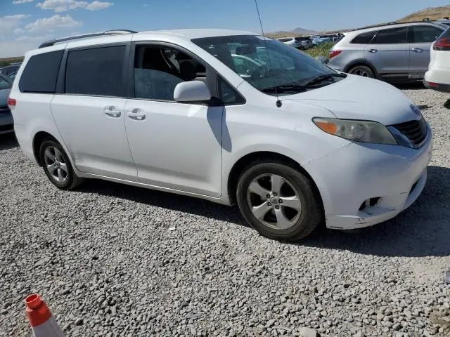 2011 TOYOTA SIENNA LE  