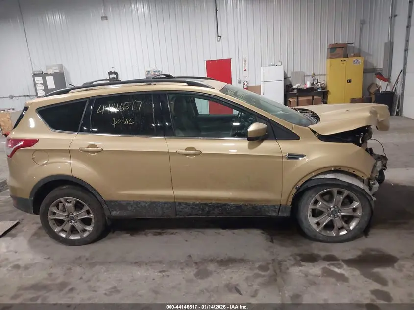 2015 FORD ESCAPE SE