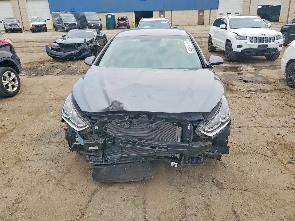 2018 HYUNDAI SONATA SE  