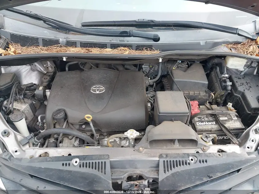 2020 TOYOTA SIENNA L