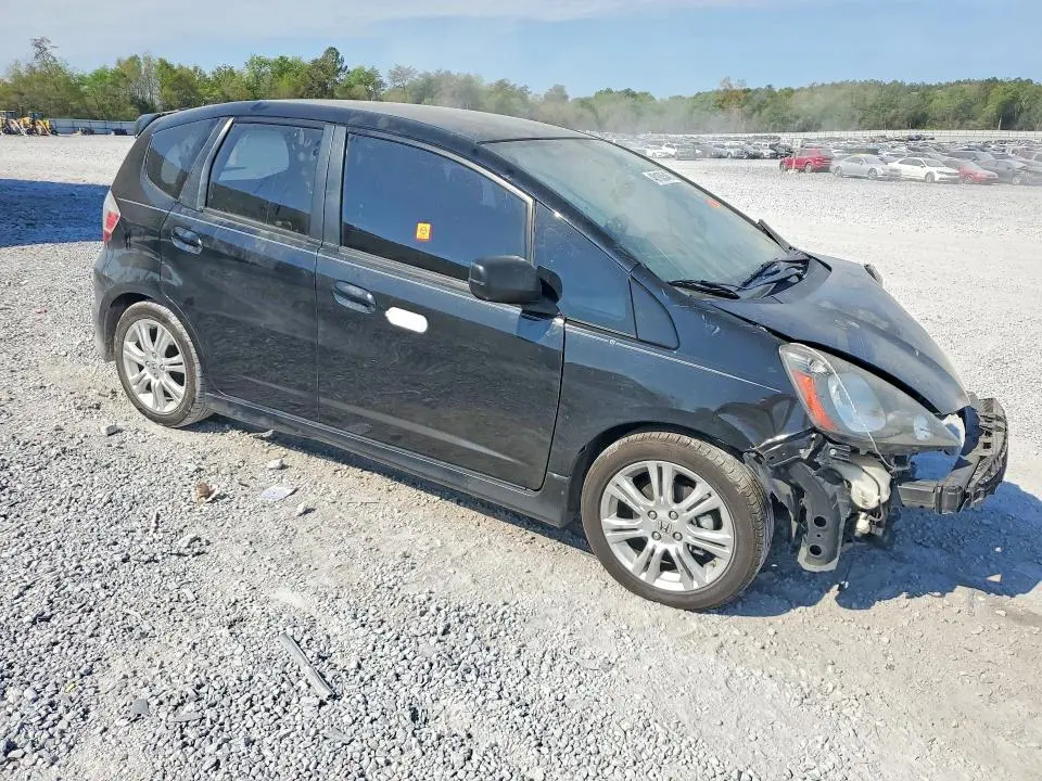 2011 HONDA FIT SPORT  