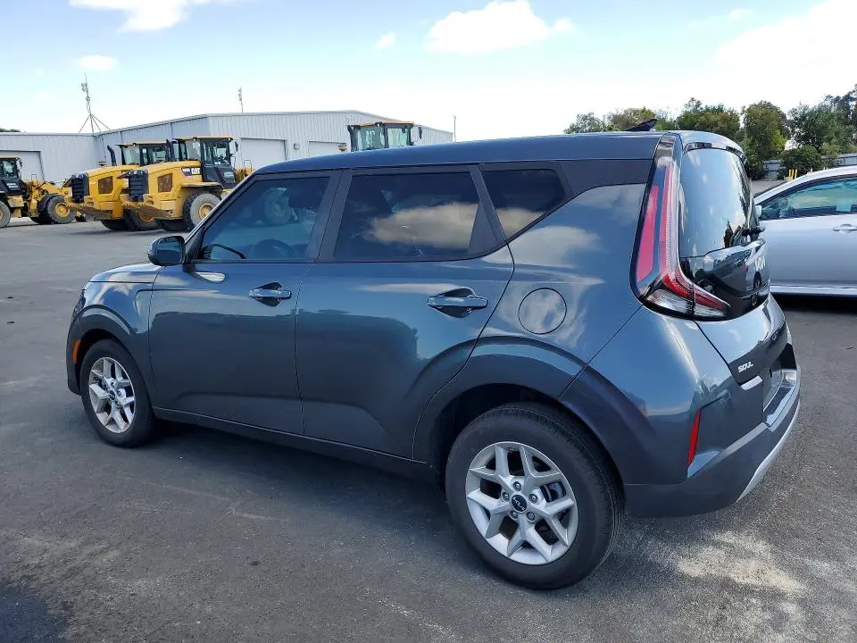 2024 KIA SOUL LX  