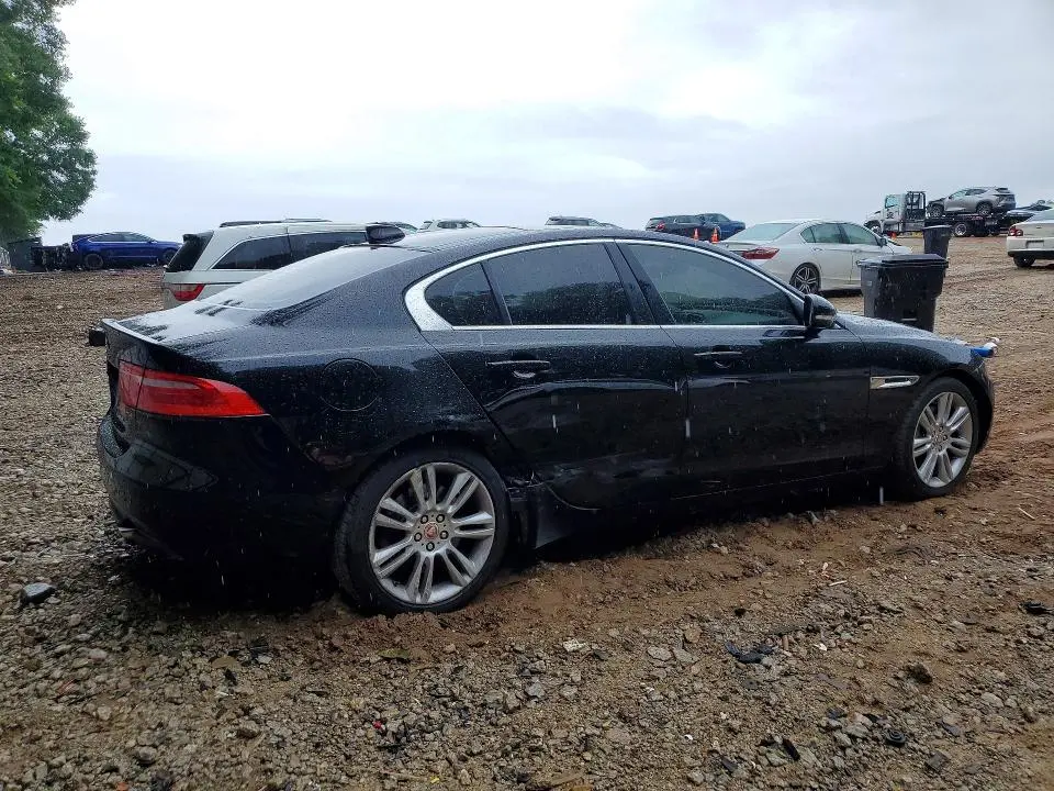 2019 JAGUAR XE   