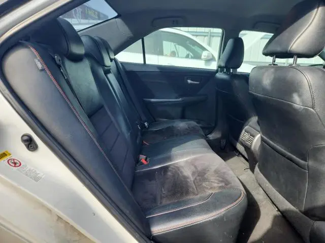 2015 TOYOTA CAMRY LE