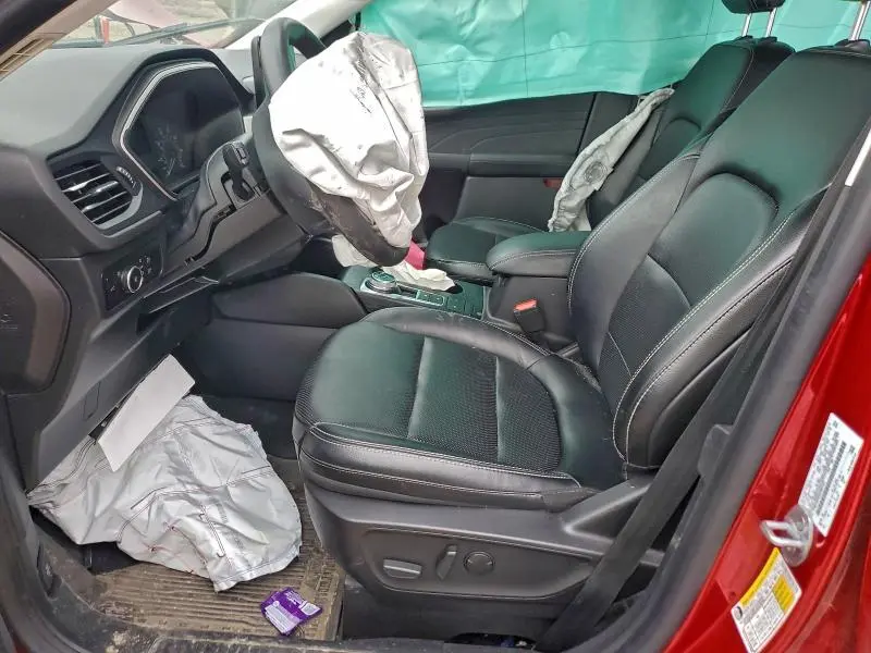 2022 FORD ESCAPE SEL  