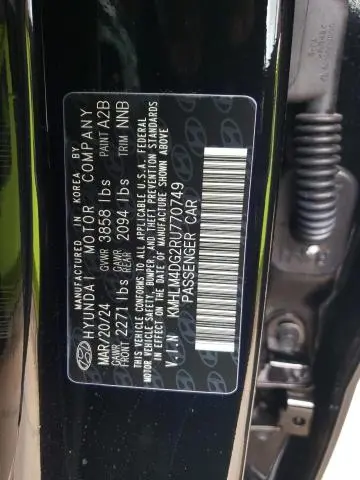 2024 HYUNDAI ELANTRA SEL  