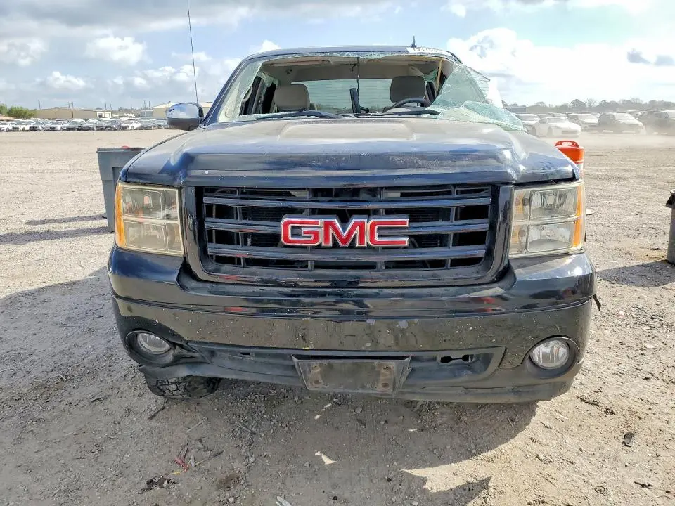 2013 GMC SIERRA C1500 SLE  