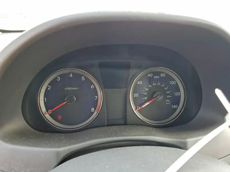 2013 HYUNDAI ACCENT GLS  