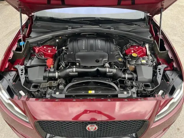 2017 JAGUAR F-PACE PRESTIGE  