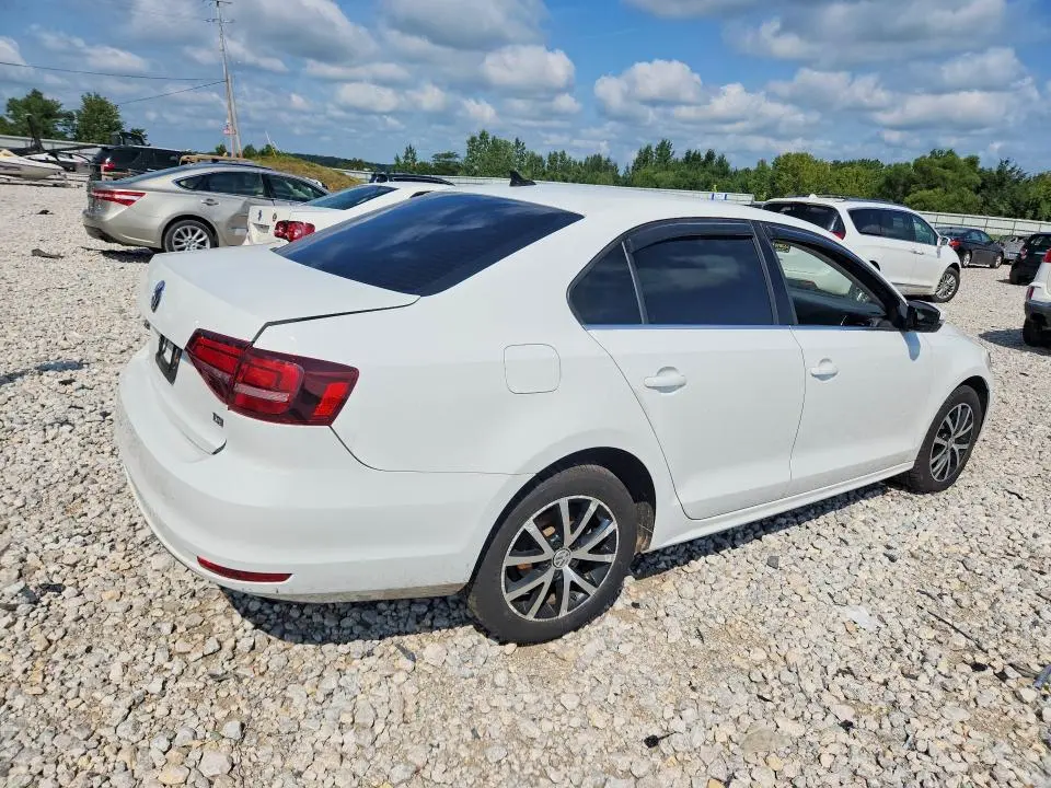 2018 VOLKSWAGEN JETTA SE  