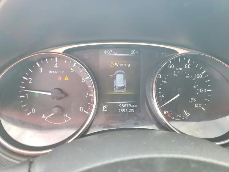2014 NISSAN ROGUE SL  