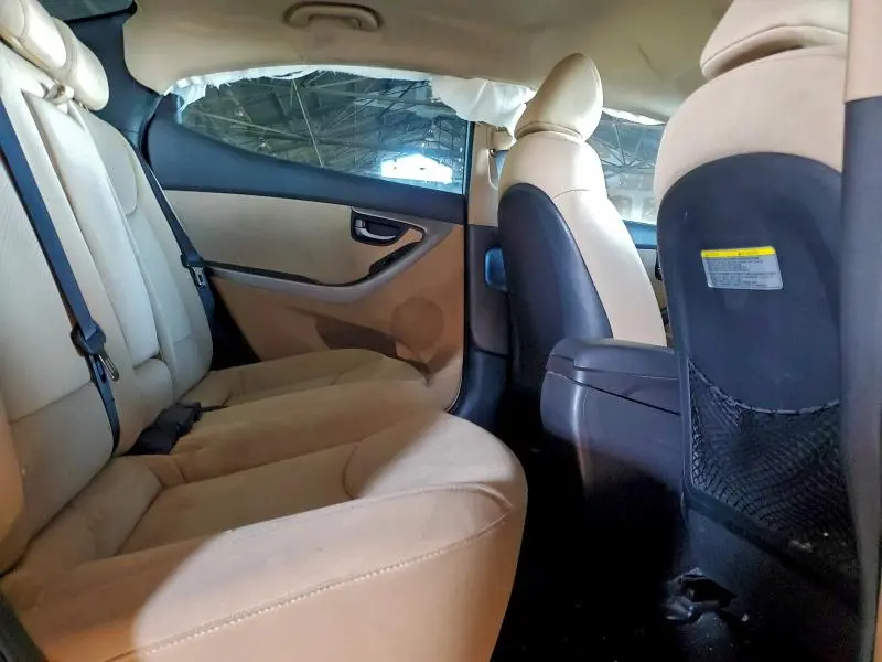 2012 HYUNDAI ELANTRA GLS  