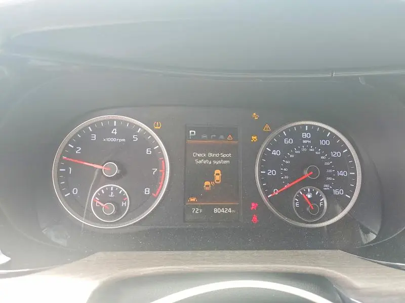 2022 KIA K5 EX  