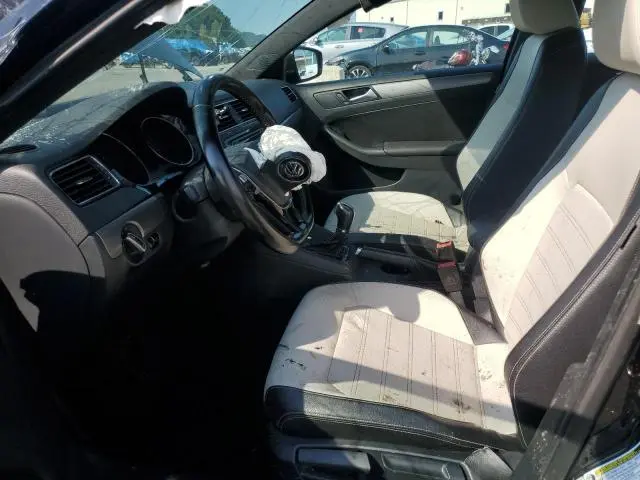 2016 VOLKSWAGEN JETTA SPORT  