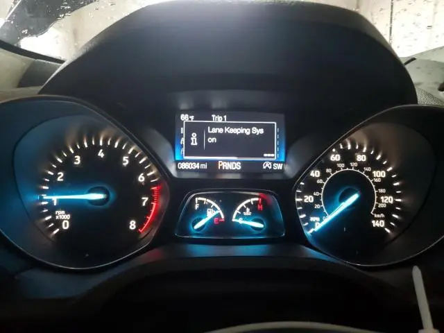 2019 FORD ESCAPE SE  