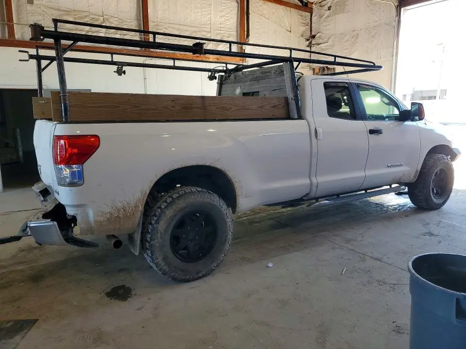 2011 TOYOTA TUNDRA DOUBLE CAB SR5  