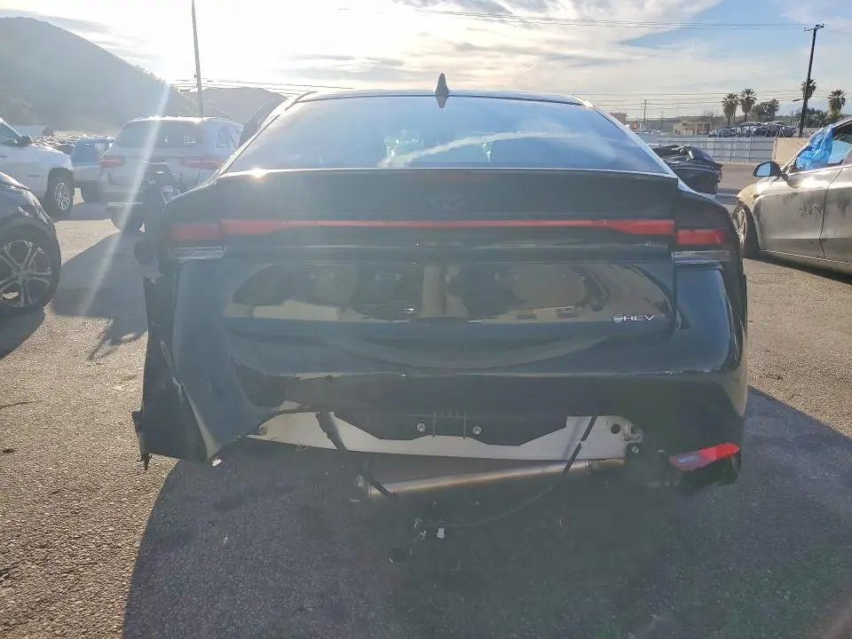 2025 TOYOTA PRIUS LE  