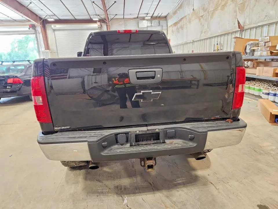 2011 CHEVROLET SILVERADO K1500 LT  