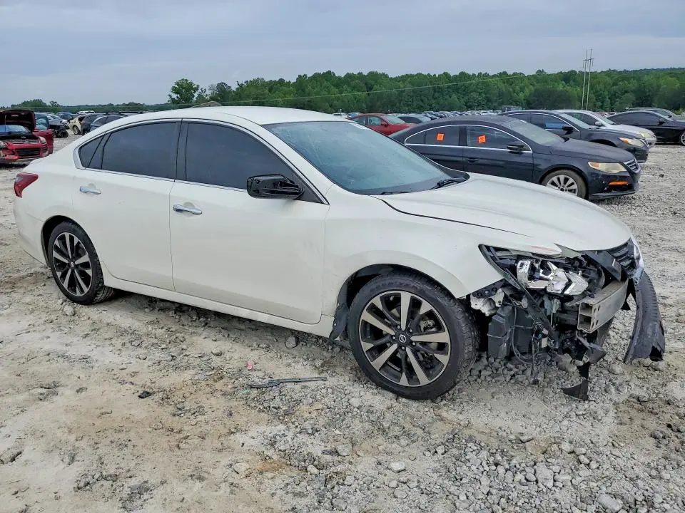 2018 NISSAN ALTIMA 2.5 SR  
