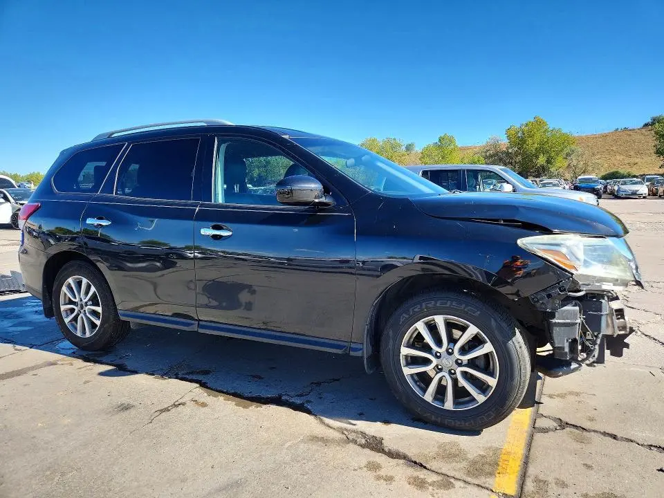 2015 NISSAN PATHFINDER S  