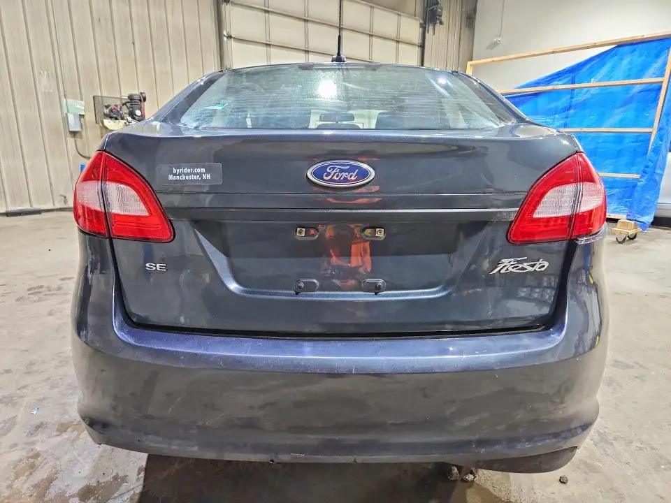 2011 FORD FIESTA SE  