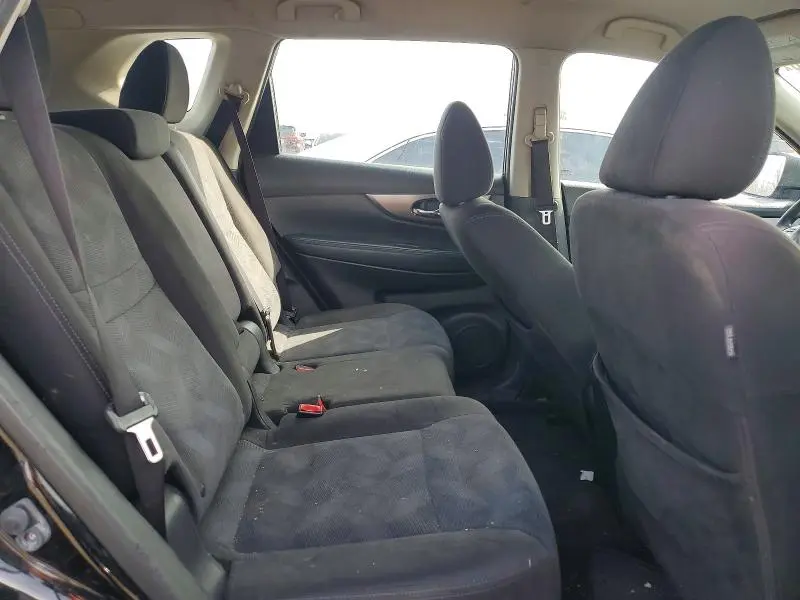 2015 NISSAN ROGUE S  