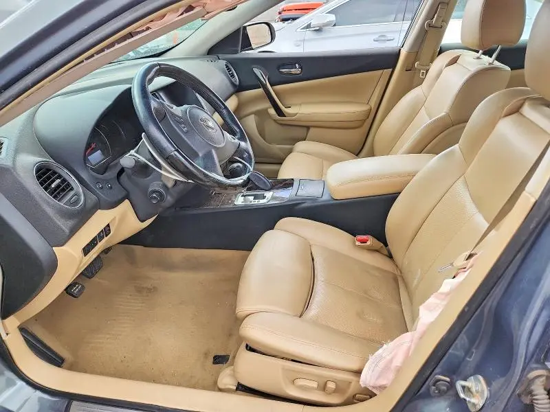 2011 NISSAN MAXIMA S/SV  