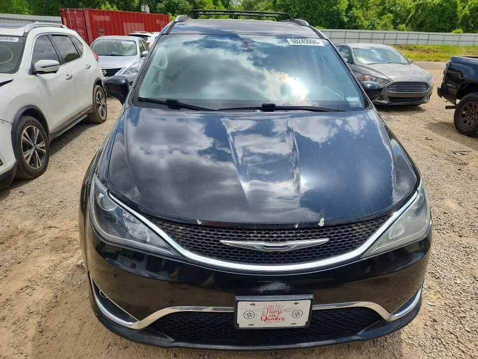 2017 CHRYSLER PACIFICA TOURING L PLUS  