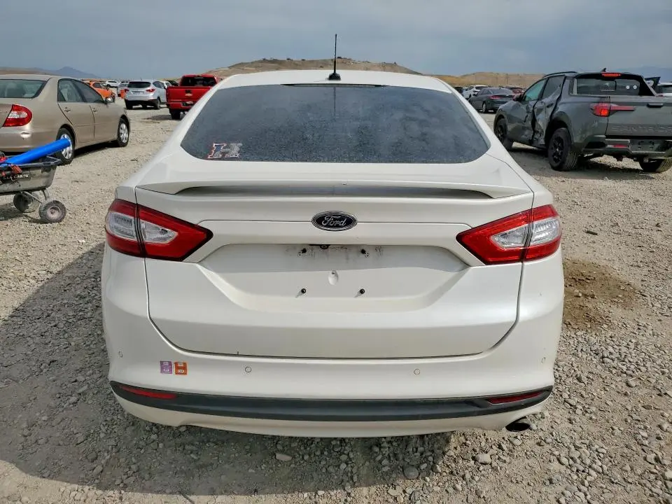 2016 FORD FUSION SE  