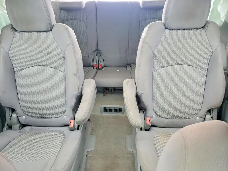 2011 CHEVROLET TRAVERSE LT  